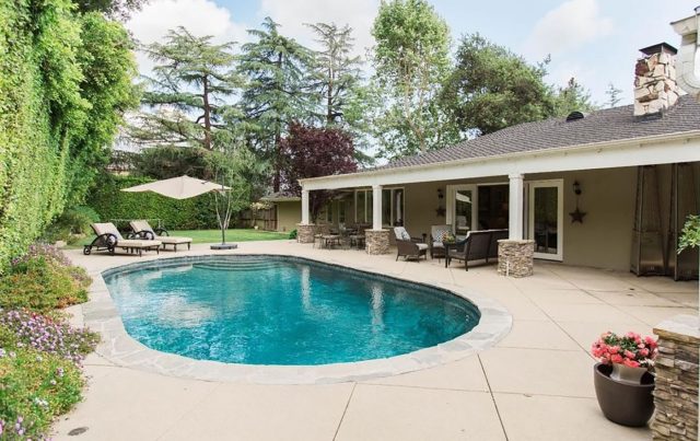 1201 S Olive Lane