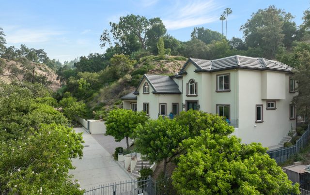 3263 New York Drive