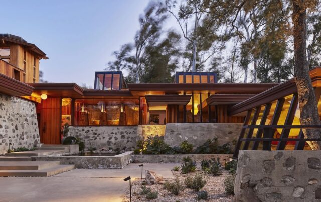 The Summit House